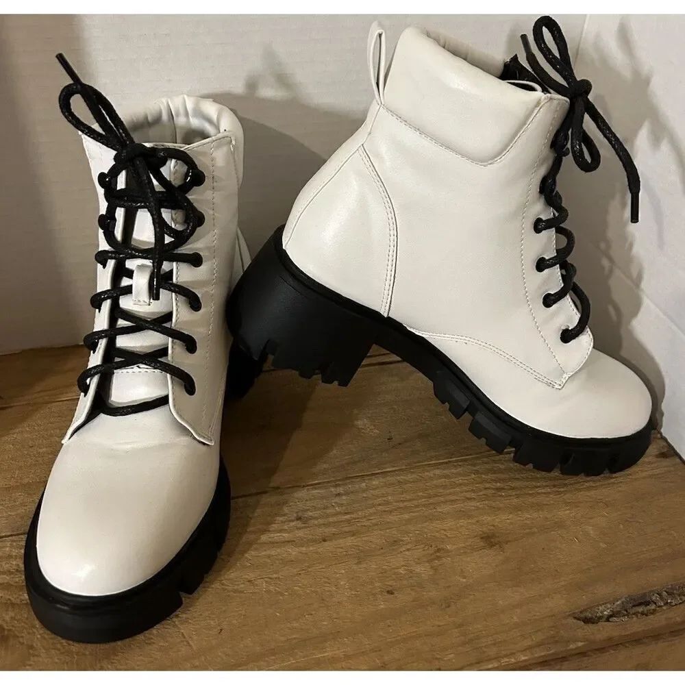 Forever 21 Platform Combat Boots Lace Up White Faux Leather Chunky Women 7